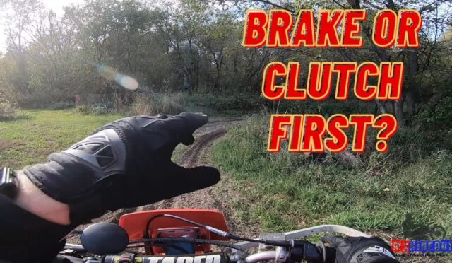 do-i-pull-the-clutch-when-slowing-down-motorcycle