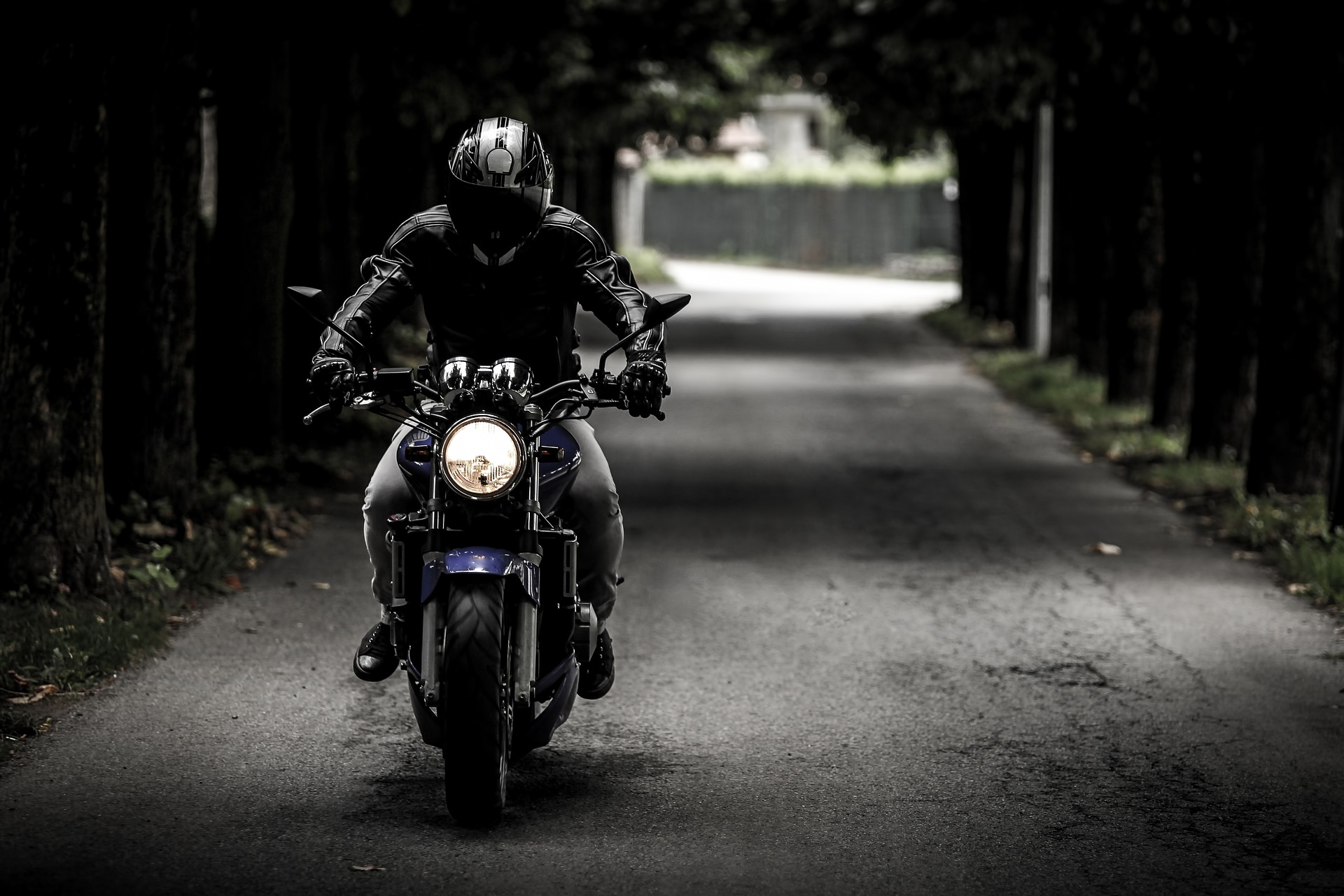 Do You Have To Release The Clutch Slowly When Changing Gears On A Motorcycle?