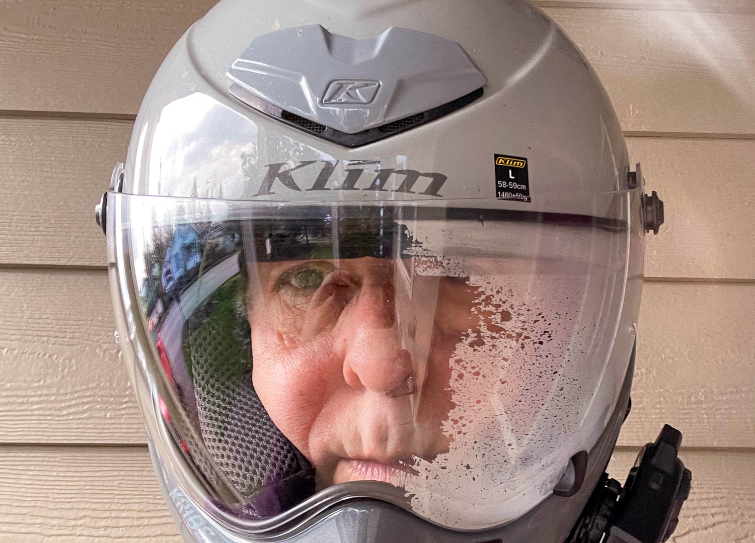 Does Anti Fog Spray Work For Motorcycle Helmets?