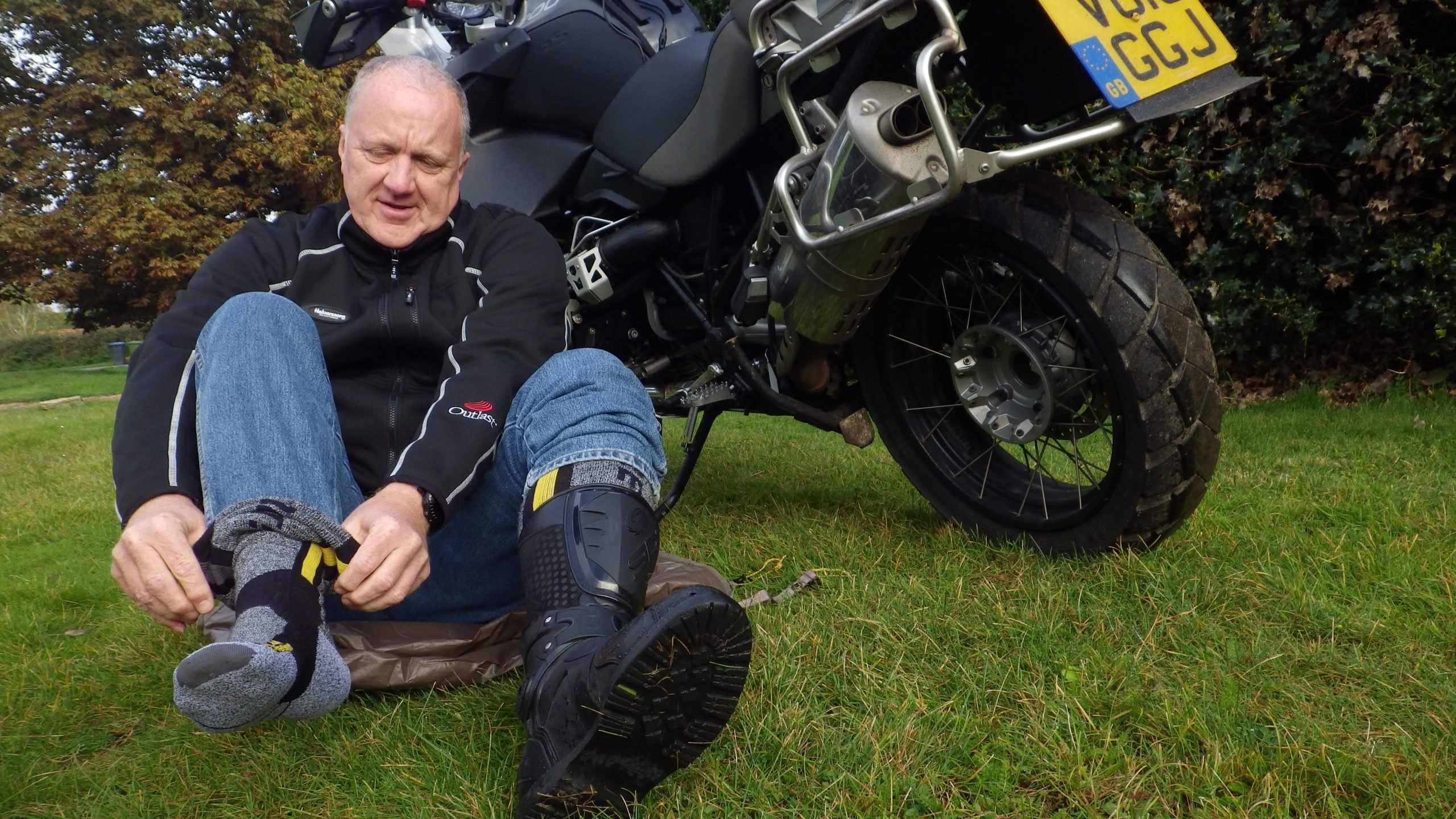 How Do I Keep My Feet Warm On A Motorcycle?