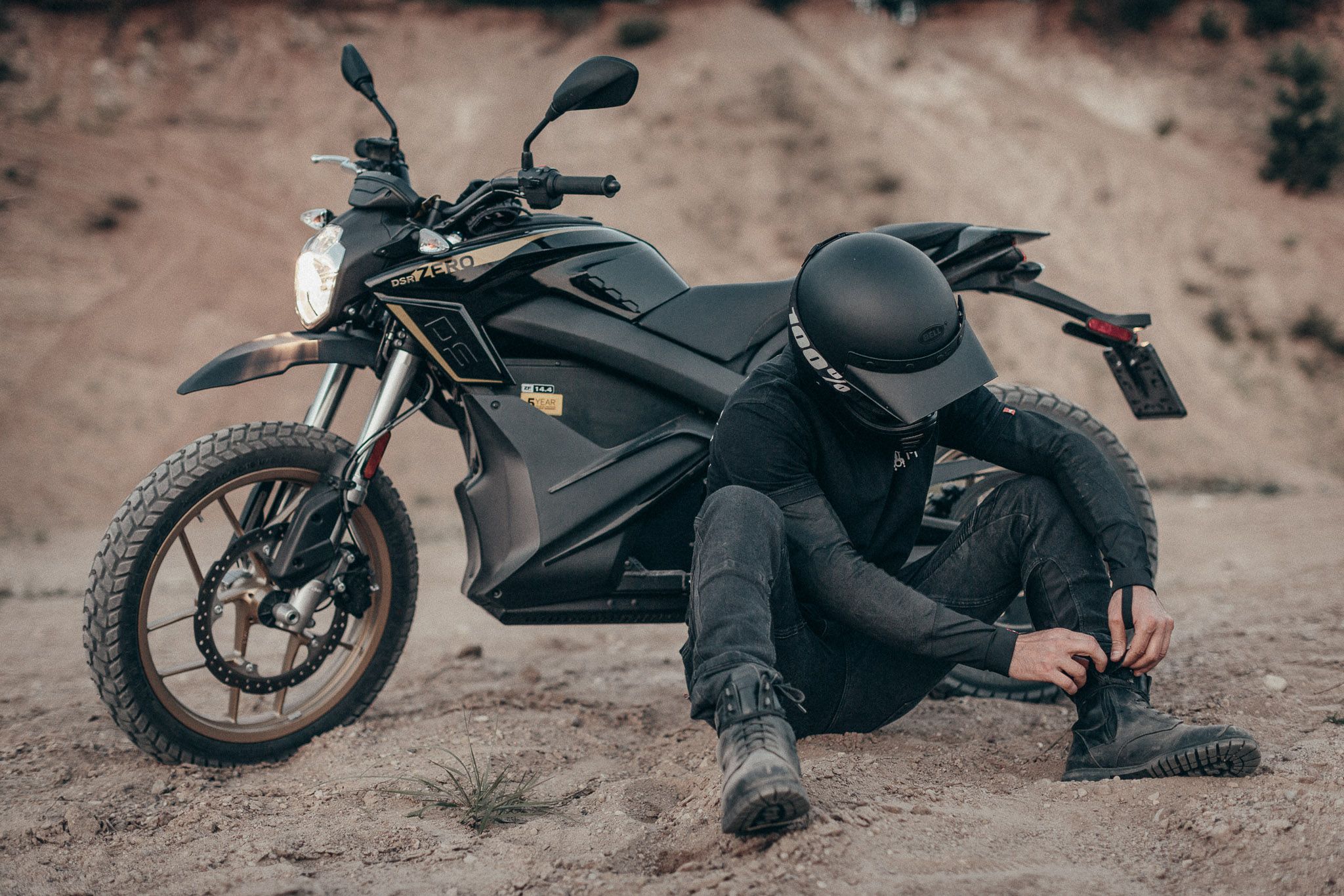 What Is The Best Outfit For Riding A Motorcycle?