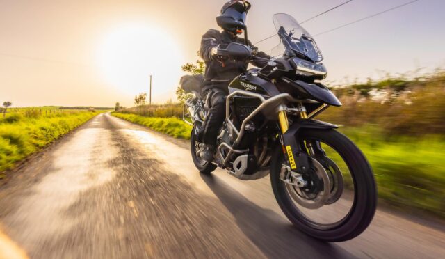 what-is-too-windy-for-motorcycle